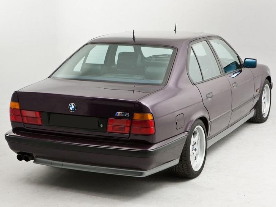  BMW M5 Sedan 1991 года  (UK) (фото 5 из 10)